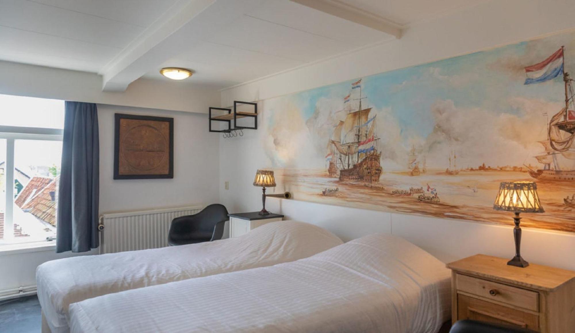 Hotel-Restaurant Loodsmans Welvaren Bv デン・ホールン エクステリア 写真